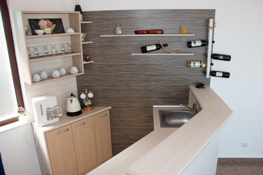 בלצ'יק Guest Rooms Sea View מראה חיצוני תמונה